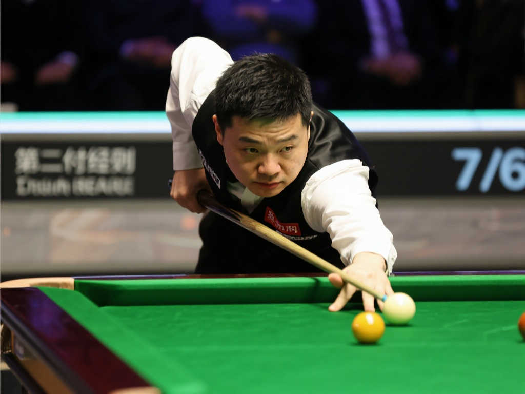 科曼手中的 科曼手中的